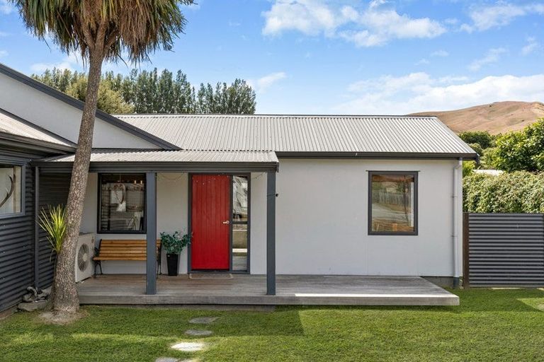 Photo of property in 15 Mavora Road, Lake Hayes, Queenstown, 9304