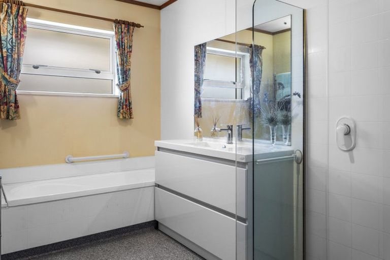 Photo of property in 6 Fowler Lane, Rangiora, 7400