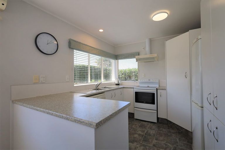 Photo of property in 17 Balmacewen Place, Mount Maunganui, 3116