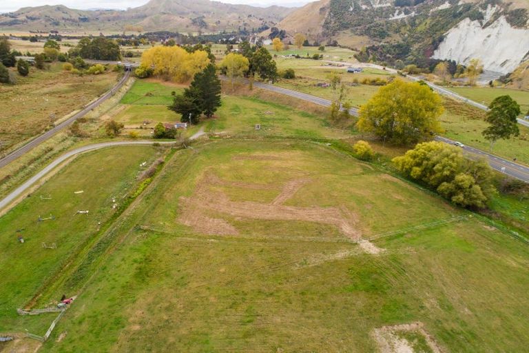Photo of property in 1 Kereru Street, Mangaweka, 4797