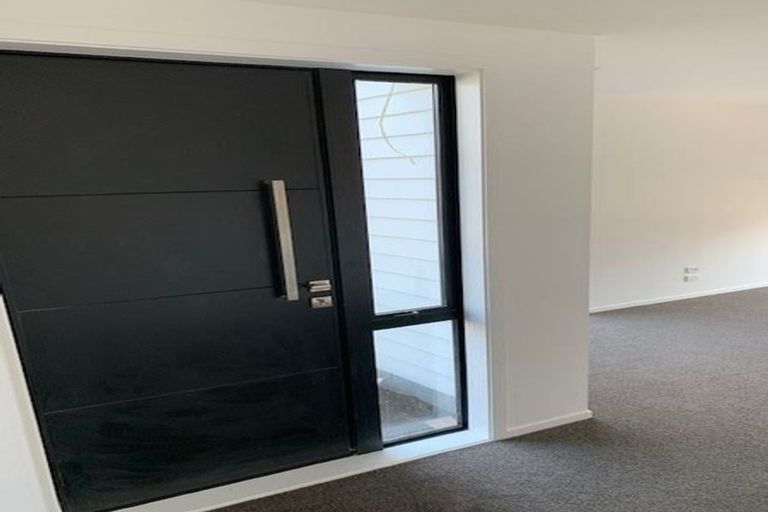 Photo of property in 37e Tawhiri Road, One Tree Hill, Auckland, 1061