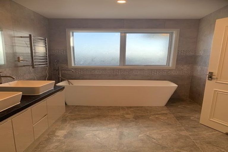 Photo of property in 74 Kahawairahi Drive, Beachlands, Auckland, 2018