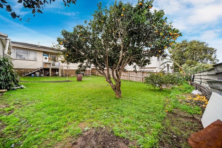 Photo of property in 20 Cottingham Crescent, Mangere East, Auckland, 2024