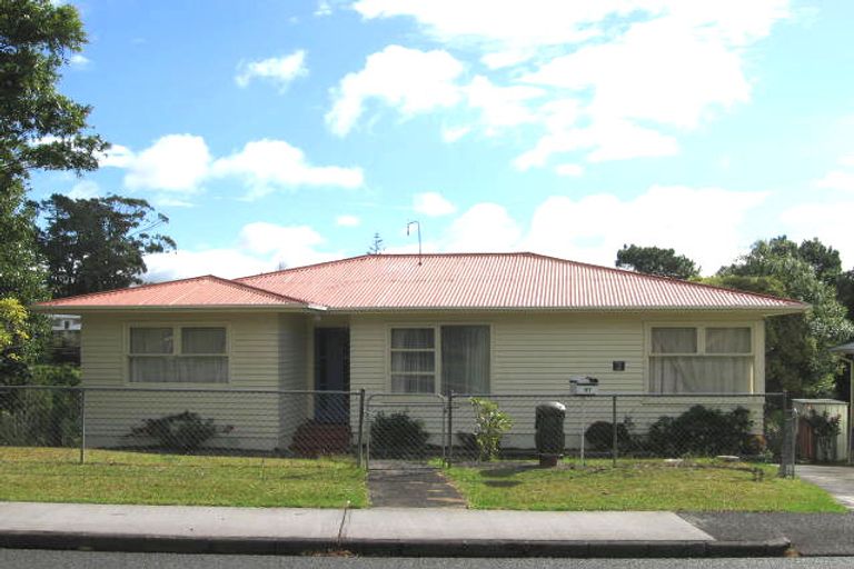 Photo of property in 97 Barrys Road, Glendene, Auckland, 0602