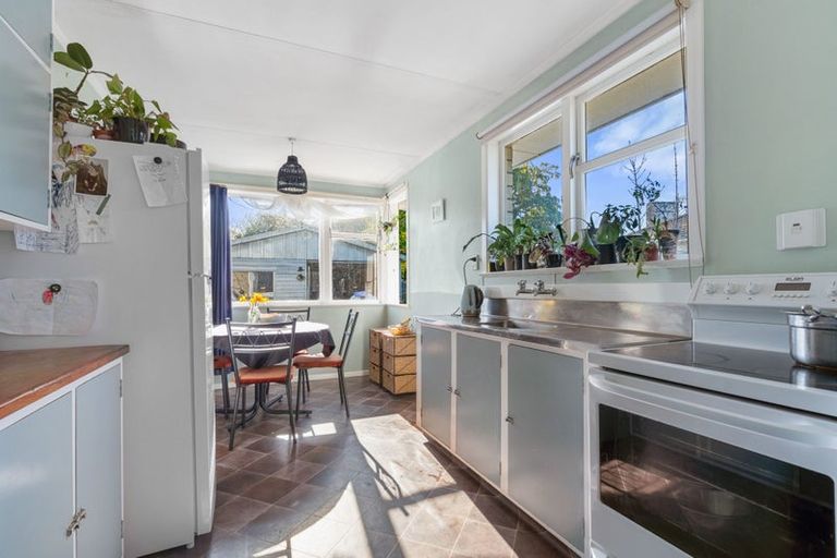 Photo of property in 46 Stuart Crescent, Masterton, 5810