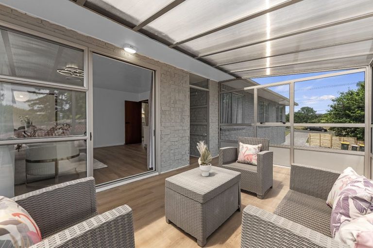 Photo of property in 104 Parrs Cross Road, Sunnyvale, Auckland, 0612