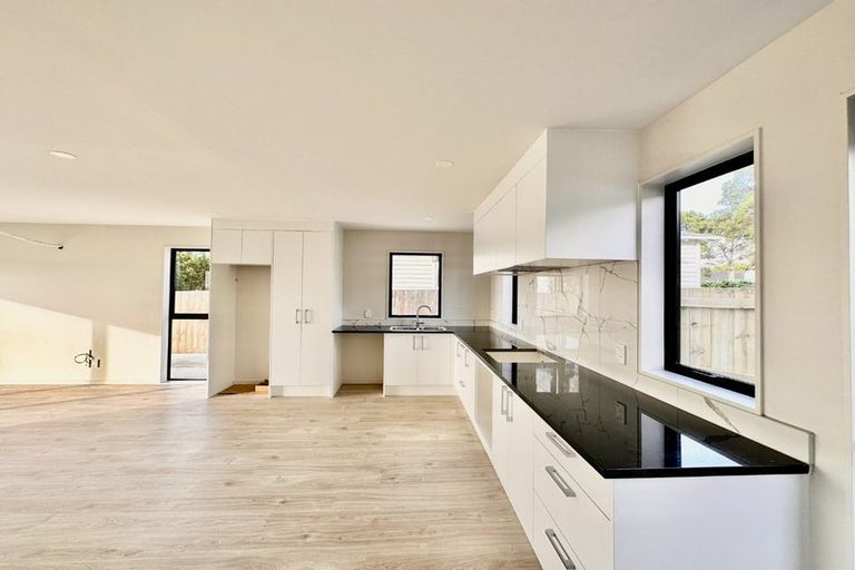 Photo of property in 20a Finlayson Avenue, Clendon Park, Auckland, 2103