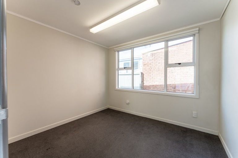Photo of property in 5 Ethel Benjamin Place, North Dunedin, Dunedin, 9016