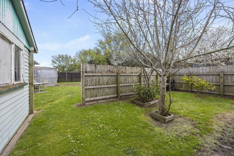 Photo of property in 13 Albert Street, Hawera, 4610