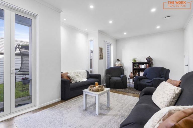 Photo of property in 23 Bellbird Street, Papakura, 2110