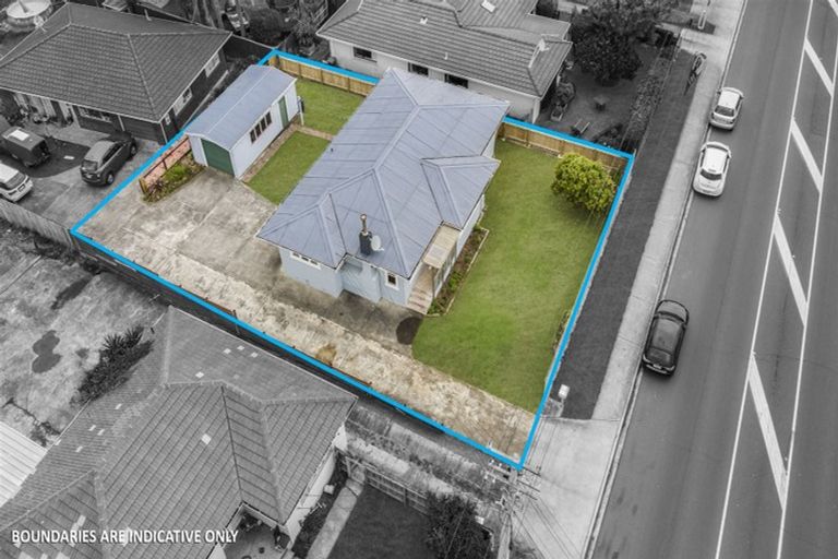 Photo of property in 1/47 Clevedon Road, Papakura, 2110
