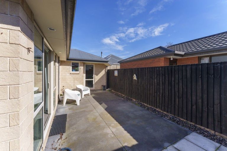 Photo of property in 3/16 Hare Street, Ilam, Christchurch, 8041