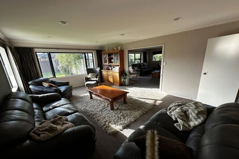Photo of property in 24 Cleveland Heights, Kelvin Grove, Palmerston North, 4414