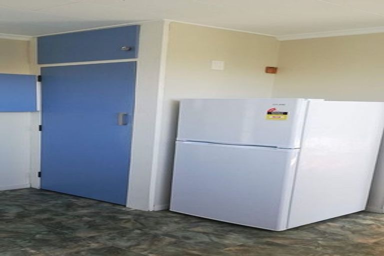 Photo of property in 3 Kathleen Crescent, Hornby, Christchurch, 8042