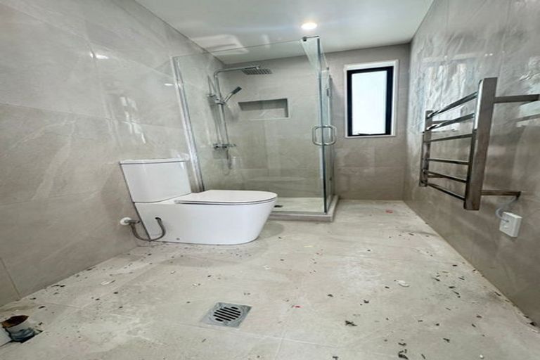 Photo of property in 408 Roscommon Road, Clendon Park, Auckland, 2103