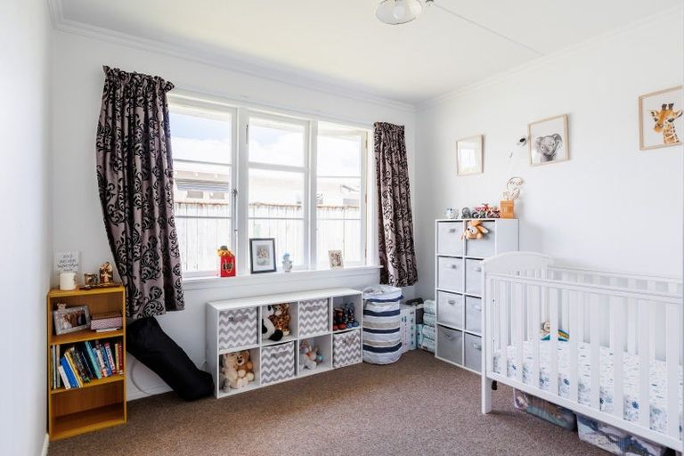 Photo of property in 50 Huxley Street, Pahiatua, 4910