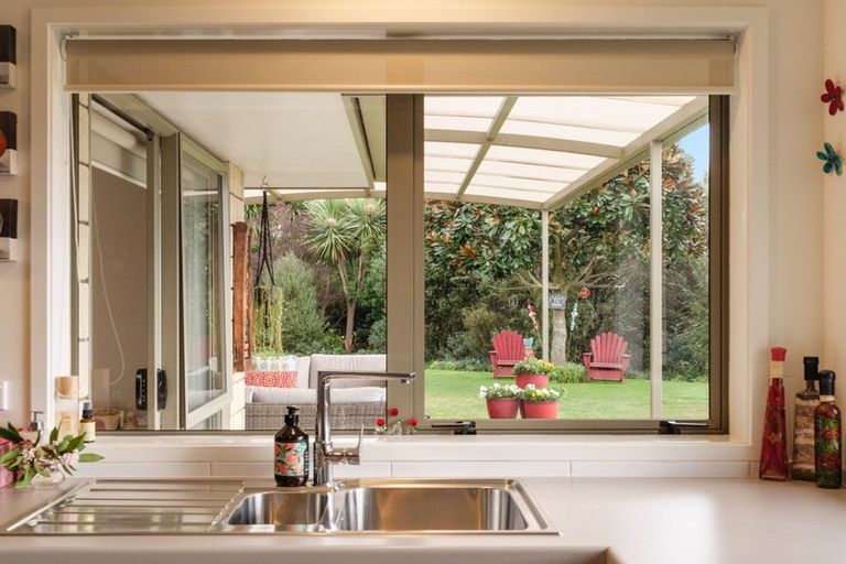 Photo of property in 43 Woodleigh Place, Ohauiti, Tauranga, 3112