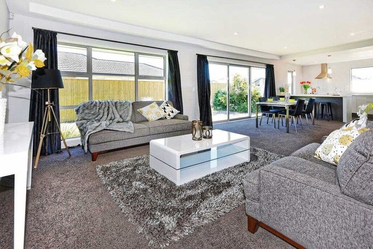 Photo of property in 10 Burford Way, Rolleston, 7615