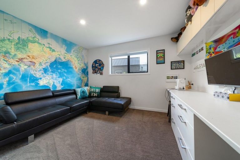 Photo of property in 11 Glenfiddich Road, Jacks Point, Queenstown, 9371