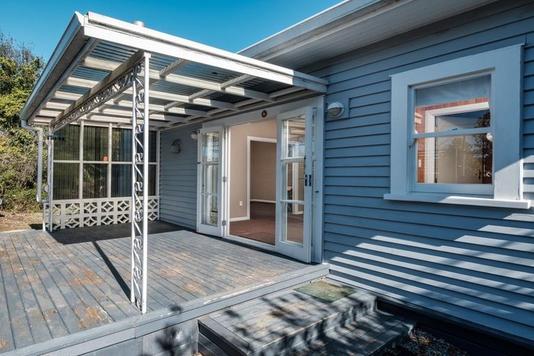 Photo of property in 40 De Lautour Road, Inner Kaiti, Gisborne, 4010