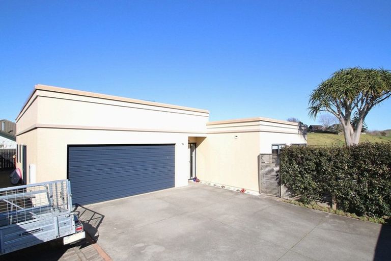 Photo of property in 136 Palm Beach Boulevard, Papamoa Beach, Papamoa, 3118