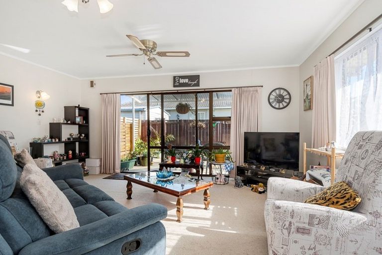 Photo of property in 63a Pemberton Crescent, Greerton, Tauranga, 3112