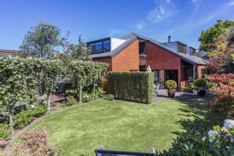 Photo of property in 23b Taylors Avenue, Bryndwr, Christchurch, 8052