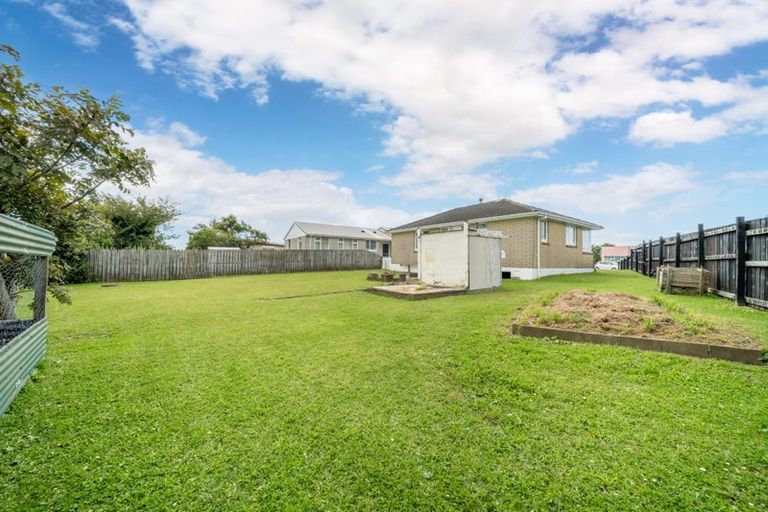 Photo of property in 17 Caduceus Place, Ascot Park, Porirua, 5024