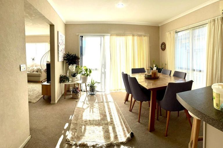 Photo of property in 5 Fraser Colman Grove, Wainuiomata, Lower Hutt, 5014