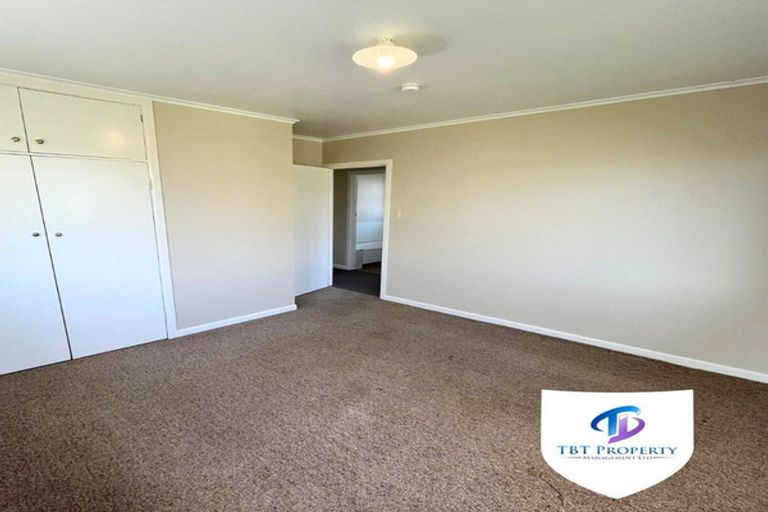 Photo of property in 2/291 Rangatira Road, Beach Haven, Auckland, 0626