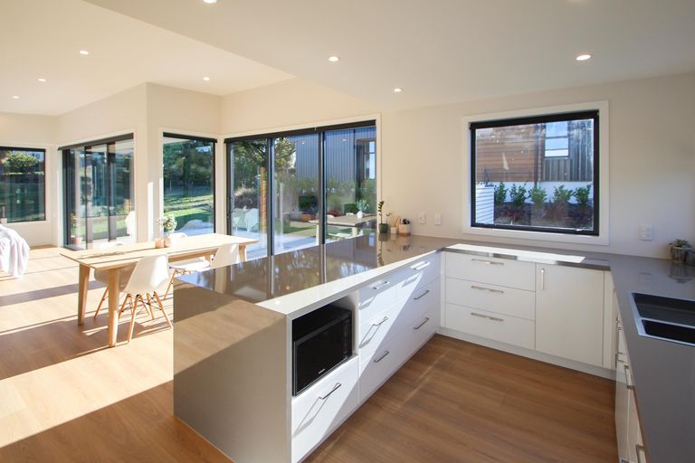 Photo of property in 64 Derwent Street, Oamaru North, Oamaru, 9400