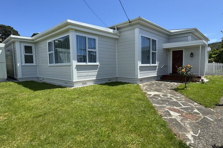 Photo of property in 26 Marsden Avenue, Karori, Wellington, 6012