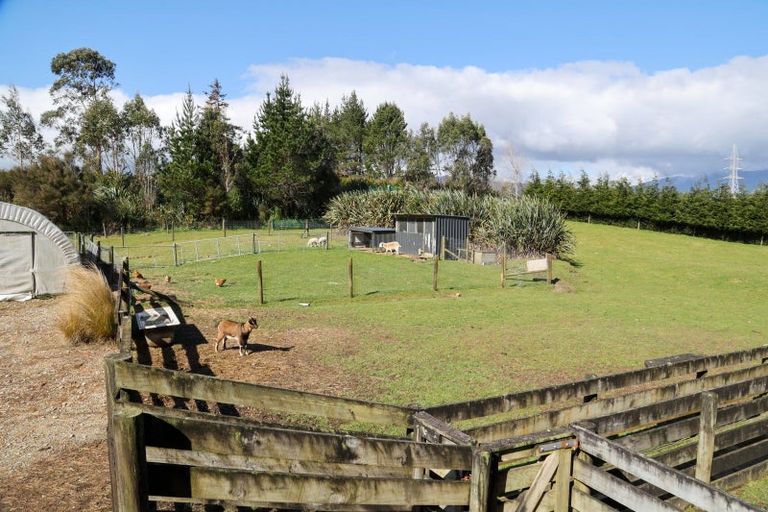 Photo of property in 103 Alma Road, Westport, 7892