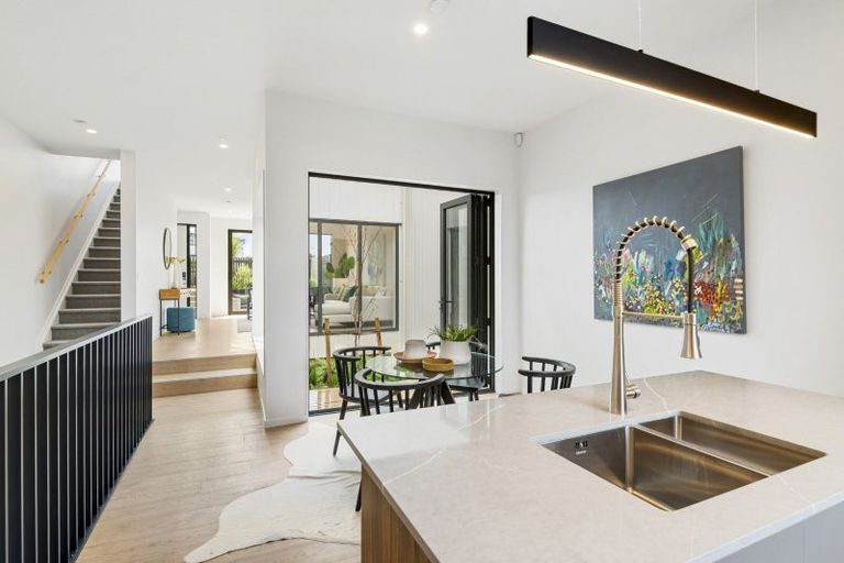 Photo of property in 83 Bearing Parade, Long Bay, Auckland, 0630