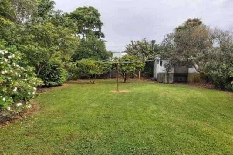 Photo of property in 21 Bulkeley Terrace, New Plymouth, 4310