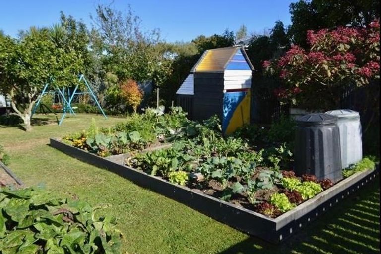Photo of property in 25 Lemon Street, Otaki, 5512