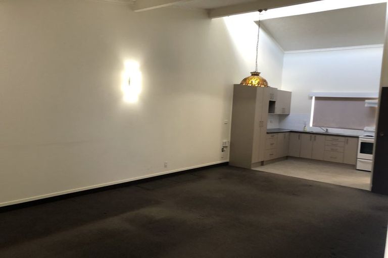 Photo of property in 2/111 Cook Street, Cockle Bay, Auckland, 2014