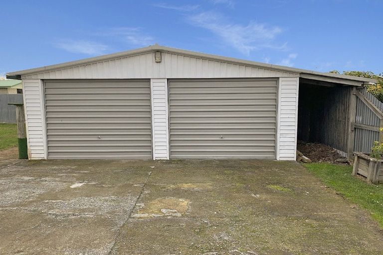 Photo of property in 22 Thyra Street, Dannevirke, 4930