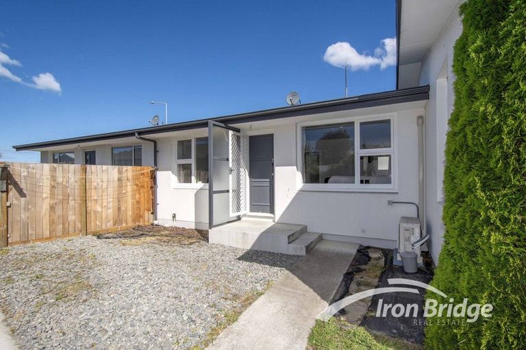 Photo of property in 2/123 Hills Road, Edgeware, Christchurch, 8013