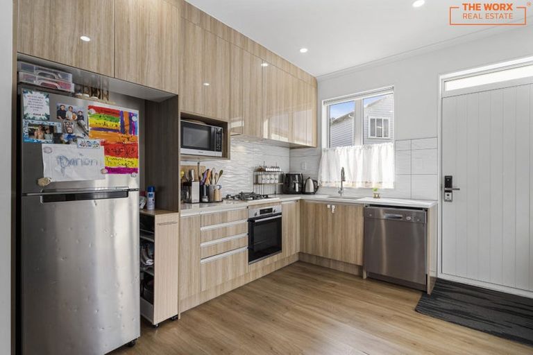 Photo of property in 23 Bellbird Street, Papakura, 2110