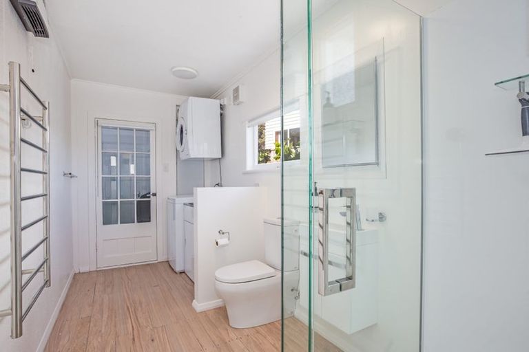 Photo of property in 13 Kohutuhutu Road, Raumati Beach, Paraparaumu, 5032