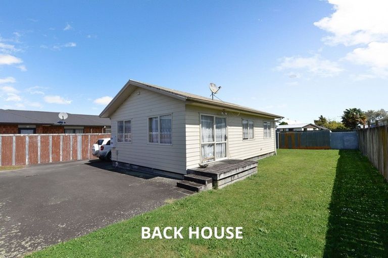 Photo of property in 117 Avalon Drive, Nawton, Hamilton, 3200