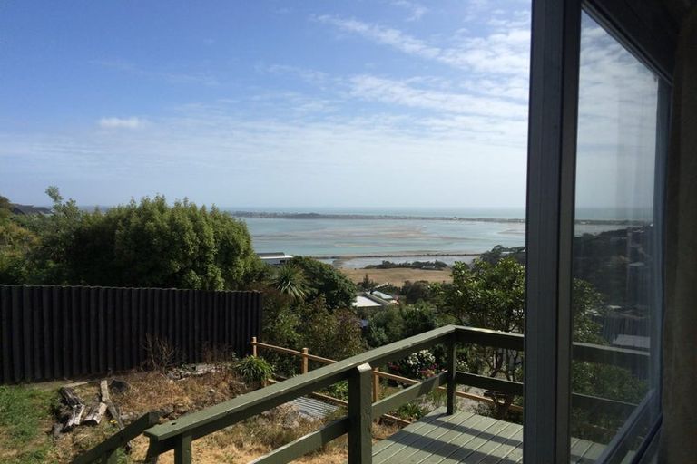 Photo of property in 18 Patmos Place, Mount Pleasant, Christchurch, 8081