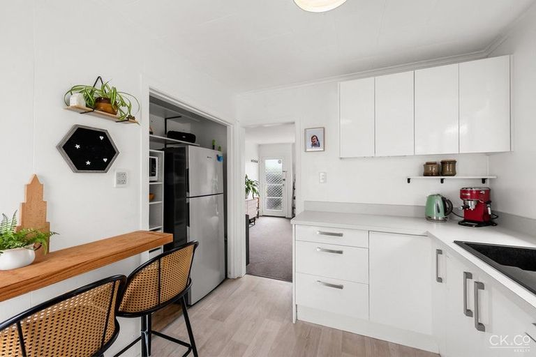 Photo of property in 4/12 Poplar Grove, Ebdentown, Upper Hutt, 5018