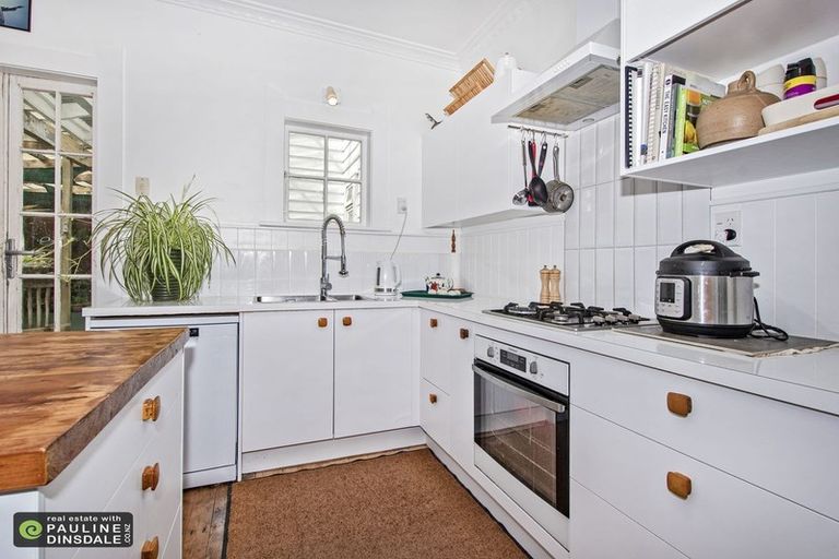 Photo of property in 106 Church Road, Ngararatunua, Kamo, 0185