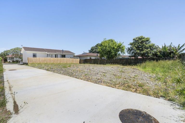 Photo of property in 102b Finlayson Avenue, Clendon Park, Auckland, 2103