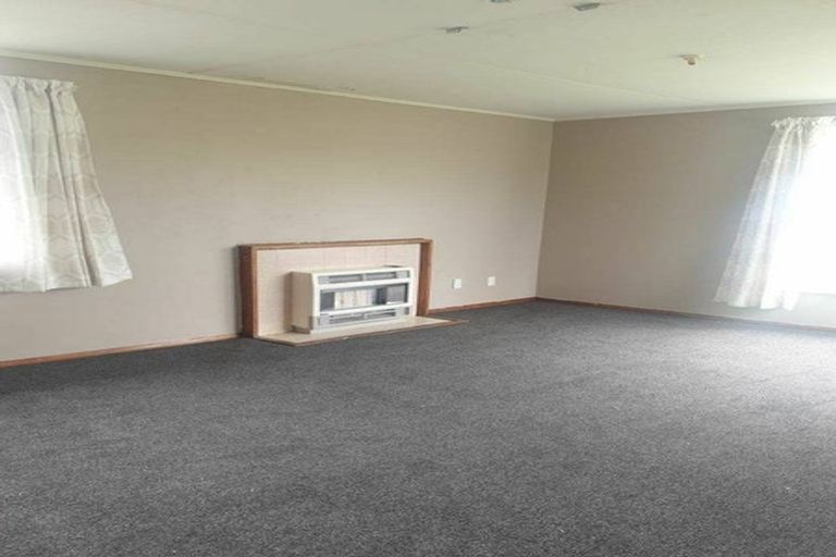 Photo of property in 62 Matipo Street, Castlecliff, Wanganui, 4501