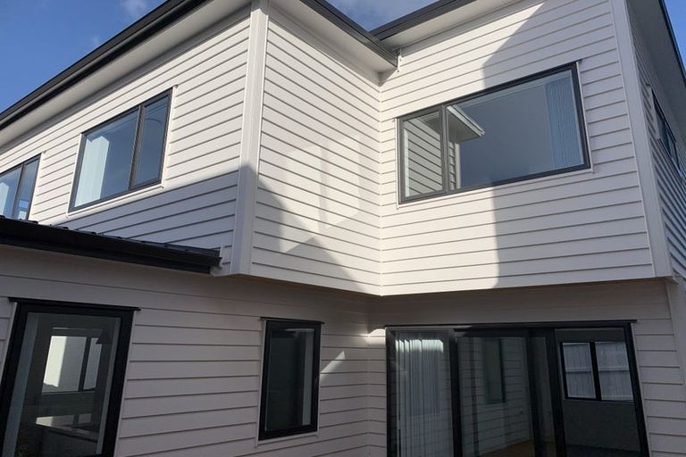 Photo of property in 40b Spencer Road, Pinehill, Auckland, 0632