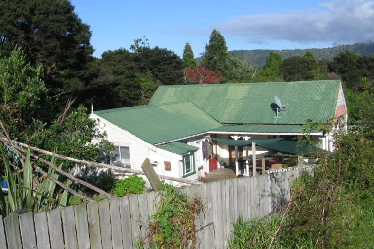 Photo of property in 5 Victory Road, Laingholm, Auckland, 0604