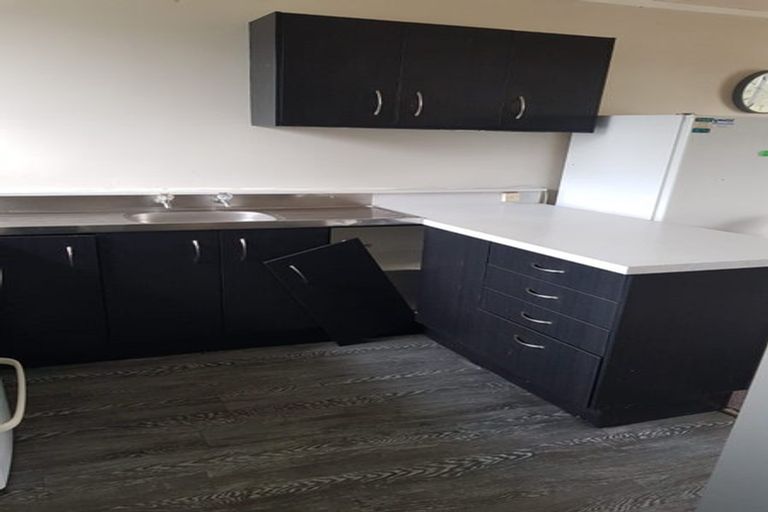 Photo of property in 1/107a Ferguson Street, West End, Palmerston North, 4412